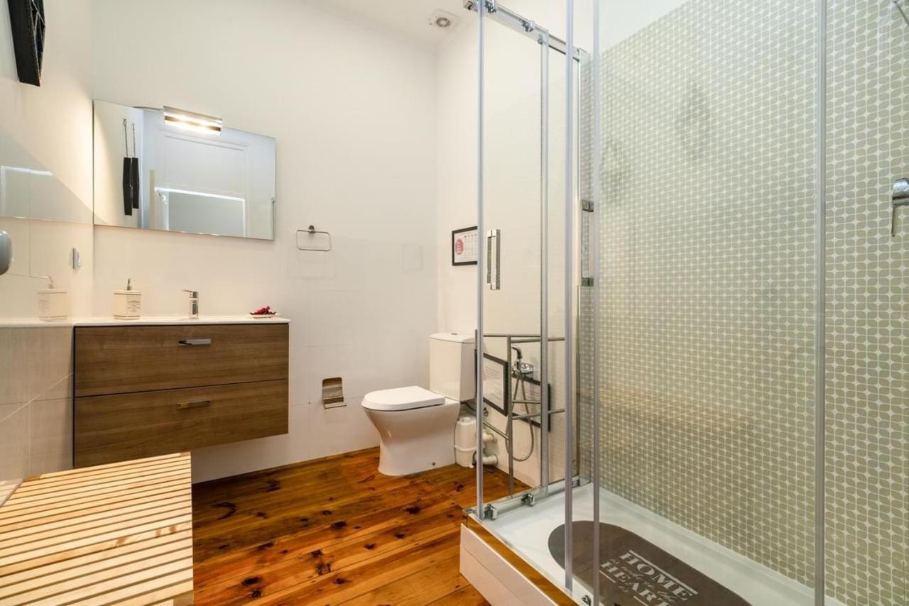 Exotic M2 R2 - Comfortable Classy Double Room With Shared Bath リスボン エクステリア 写真